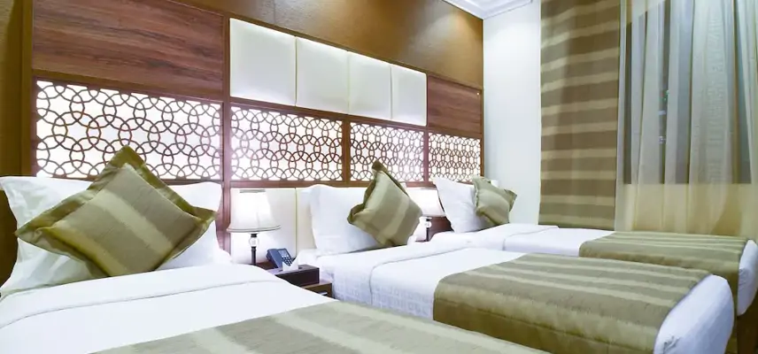 Golden Tulip Al Zahabi image